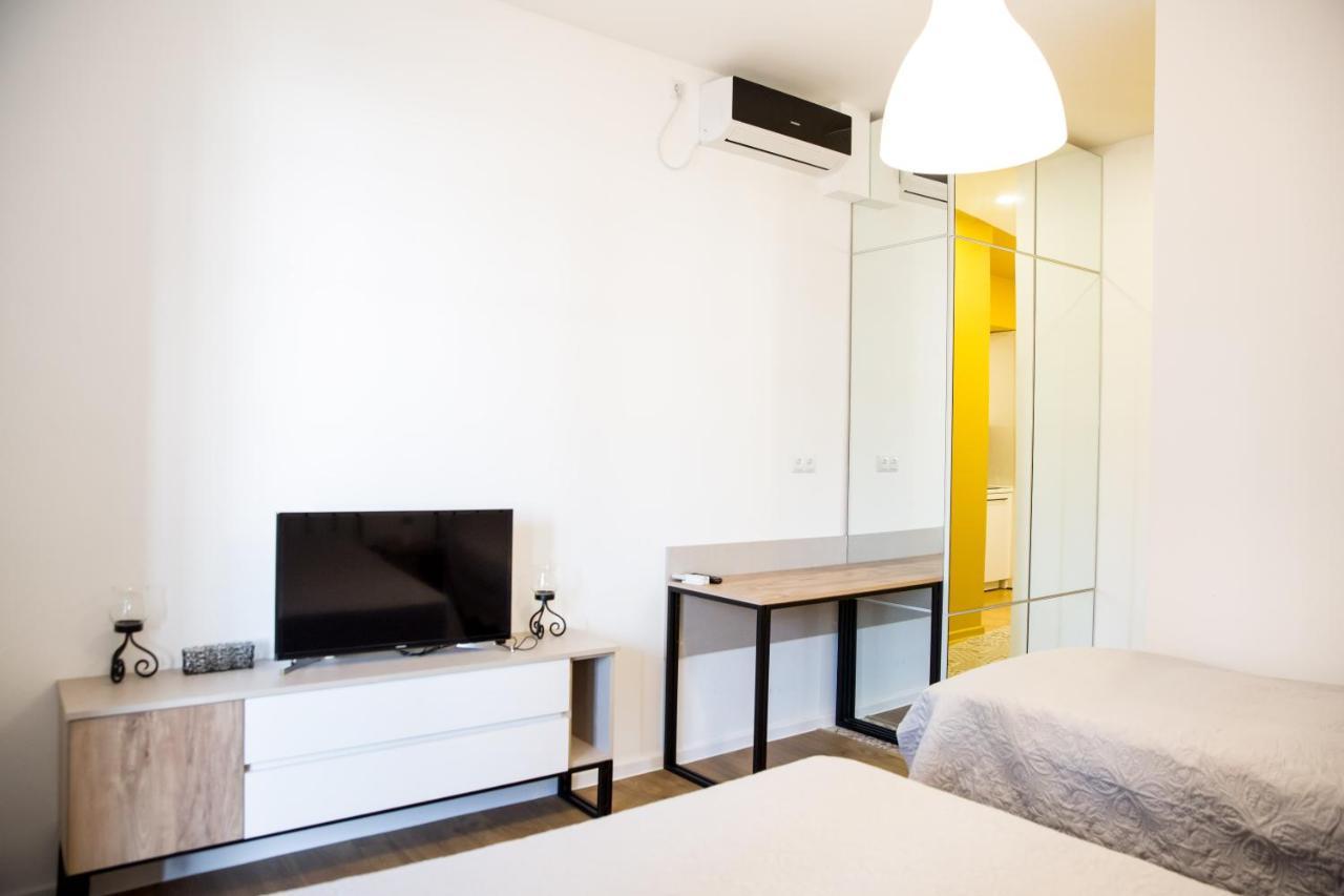 Meidan Suites Tbilisi Bagian luar foto