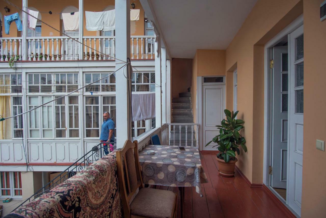 Meidan Suites Tbilisi Bagian luar foto